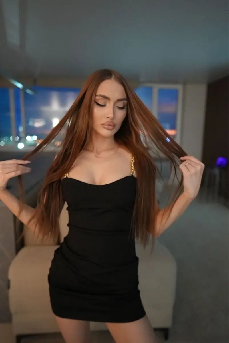 Adel escort in Paris