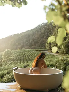 Afina escort in Paris