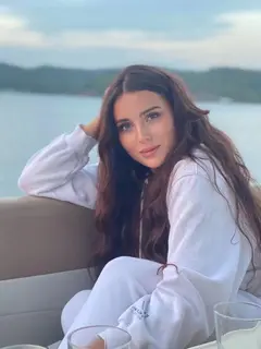 Albina escort in Paris