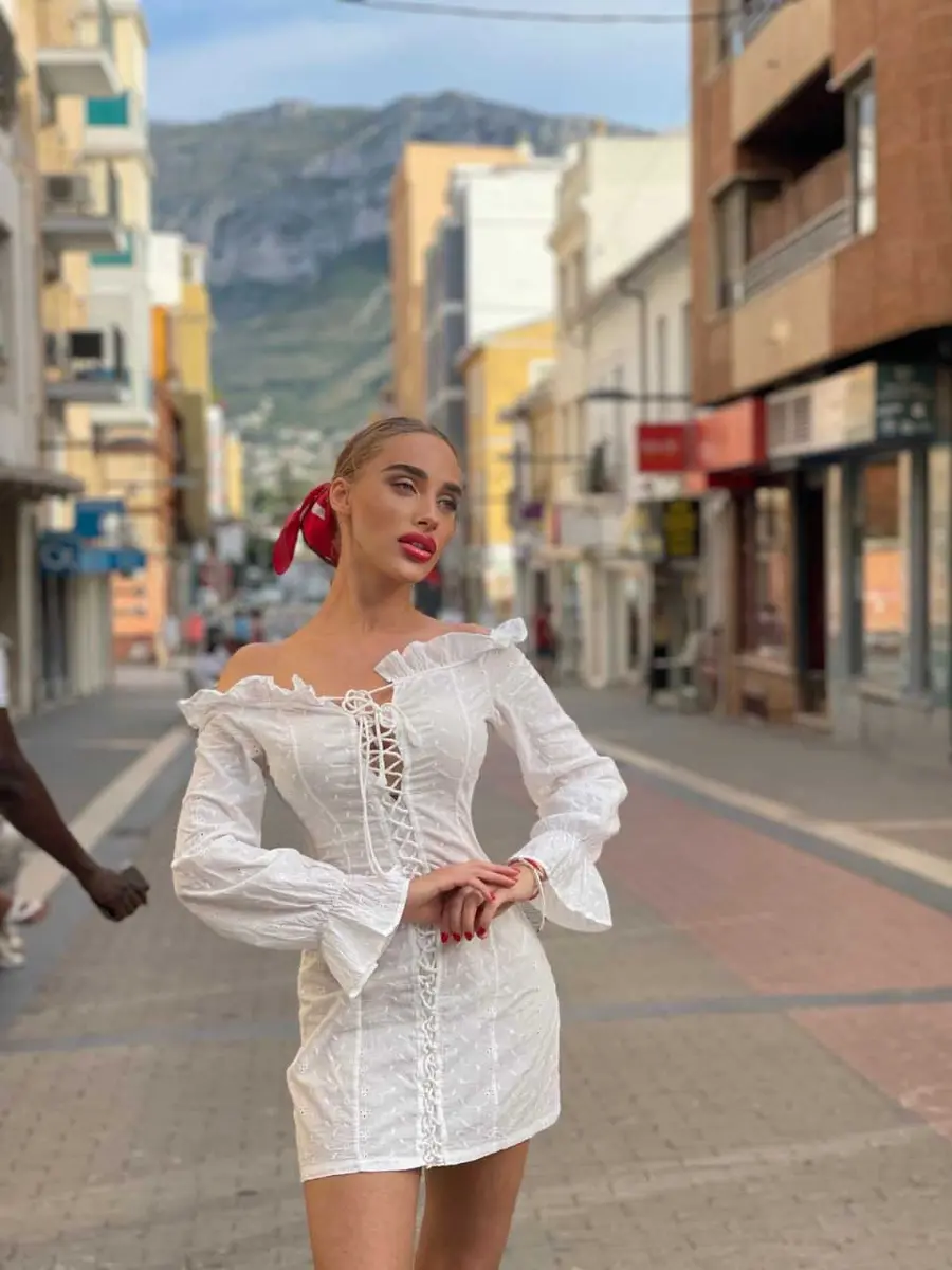 Alena  escort in Paris