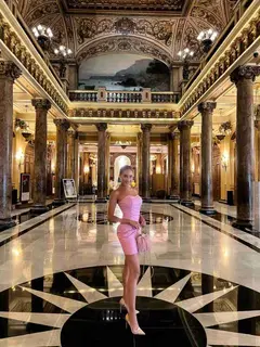 Alena  escort in Paris