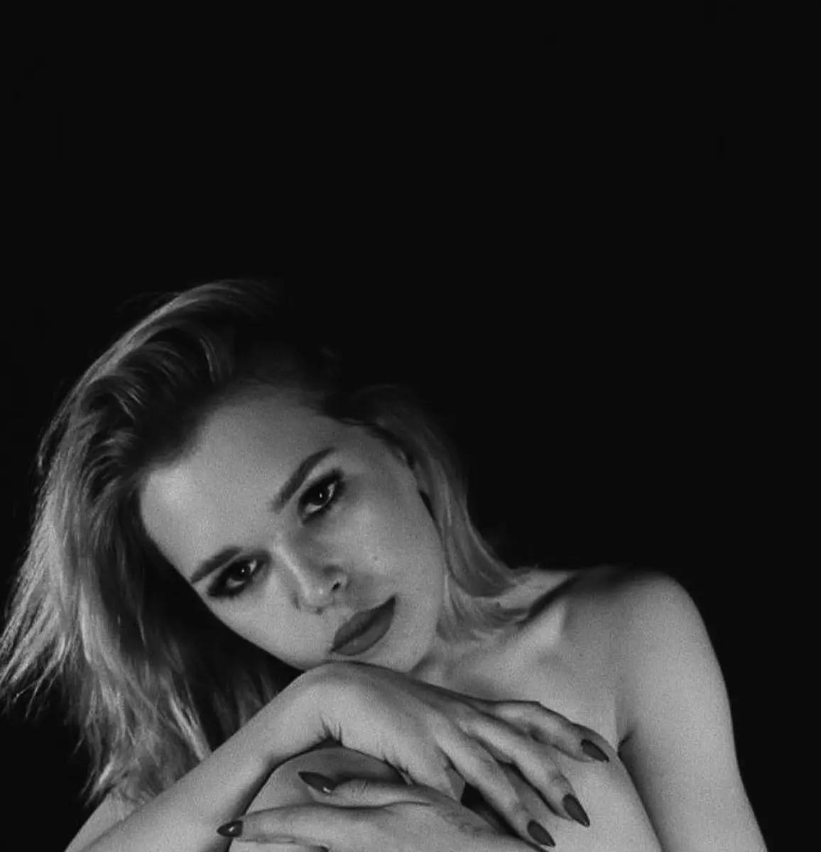 Alice escort in Paris