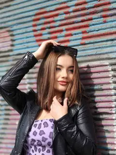 Alyona escort in Paris