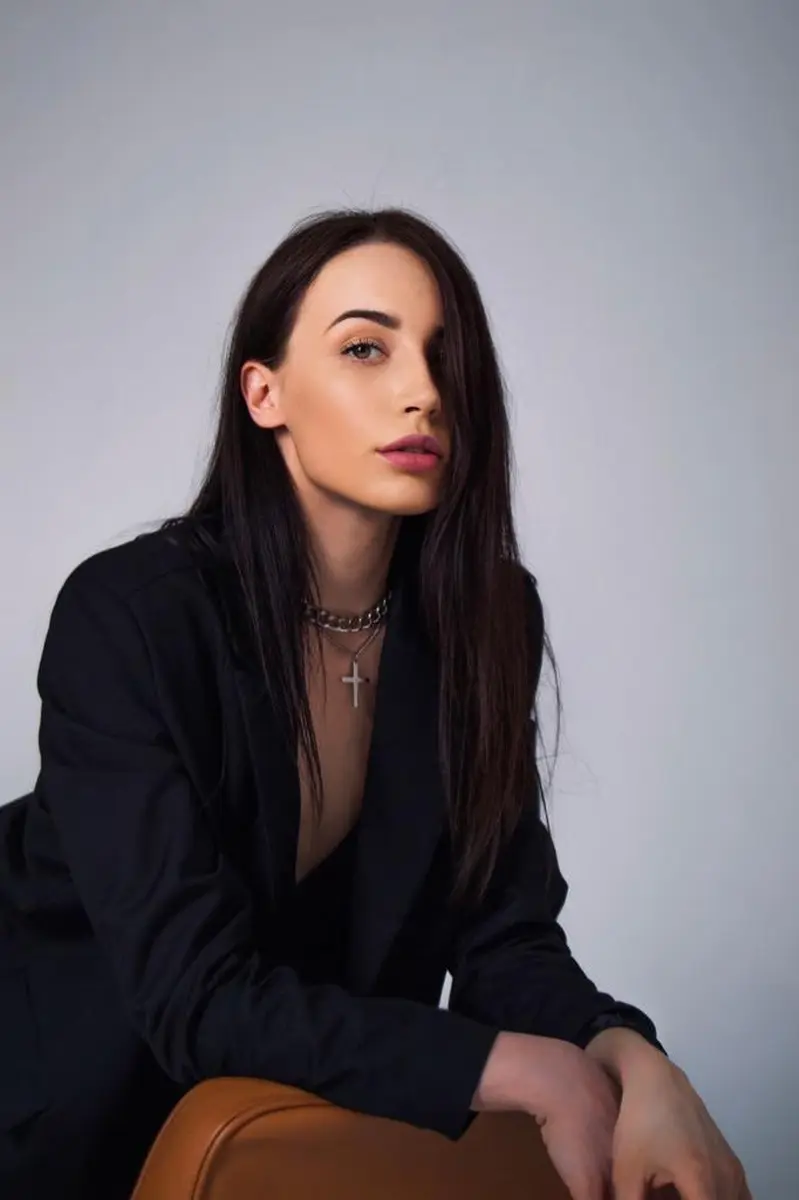 Anastasia escort in Paris