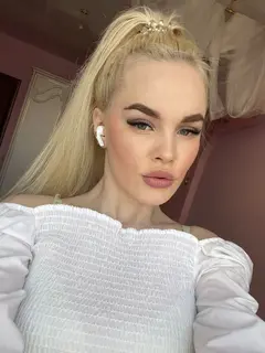 Angelica escort in Paris