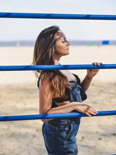 Anica escort in Paris