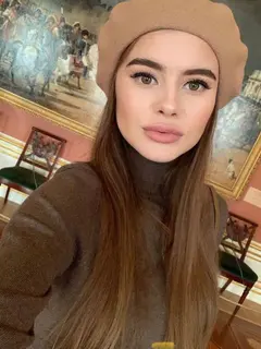 Azaliya escort in Paris