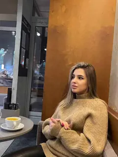 Camelia escort in Paris