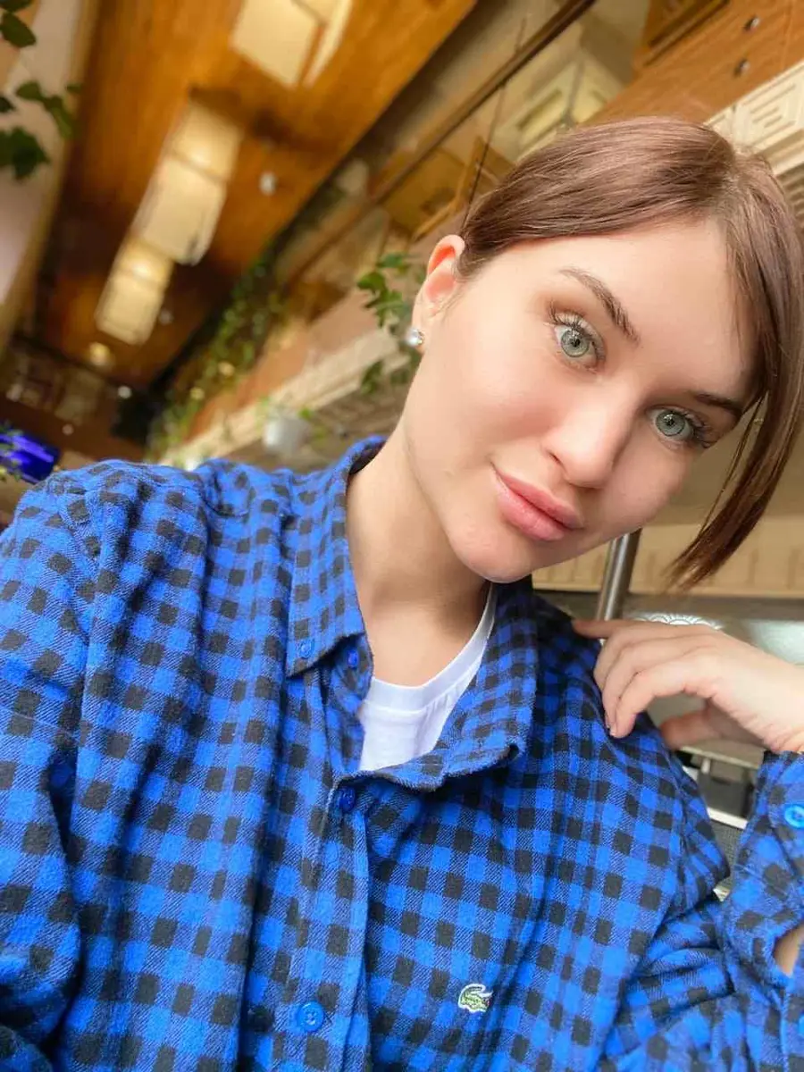 Darina escort in Paris