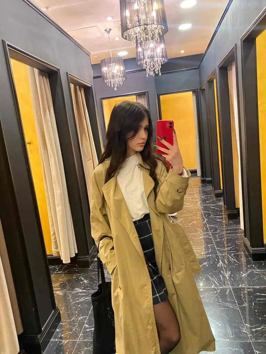 Disha escort in Paris