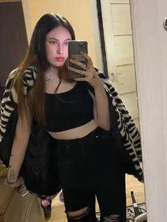 Elice escort in Paris