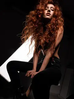 Emma escort in Paris