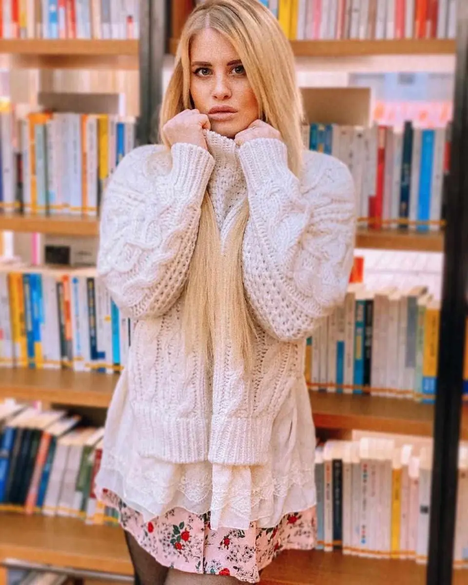 Inga escort in Paris