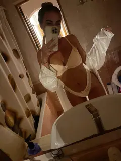 Kasandra escort in Dubai