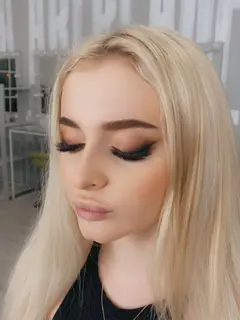 Katherine escort in Paris