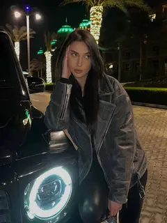 Katya escort in Paris