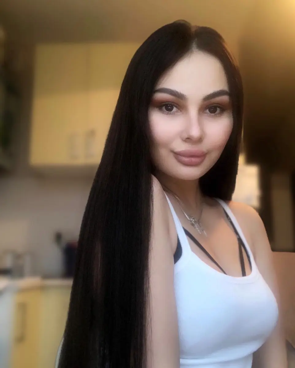 Kristina escort in Paris