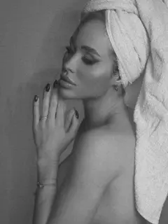 Lana  escort in Paris