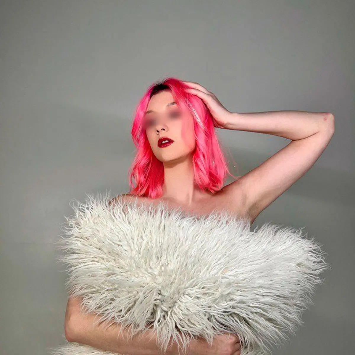 Leila escort in Paris