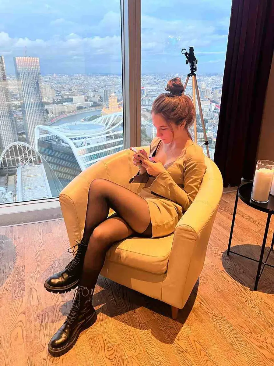 Lilya escort in Paris