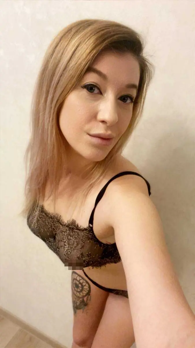 Lissa escort in Paris