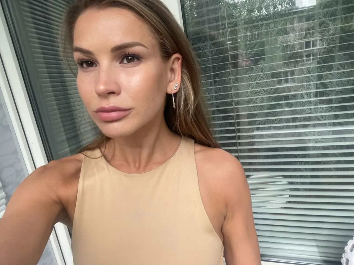 Mila escort in Paris