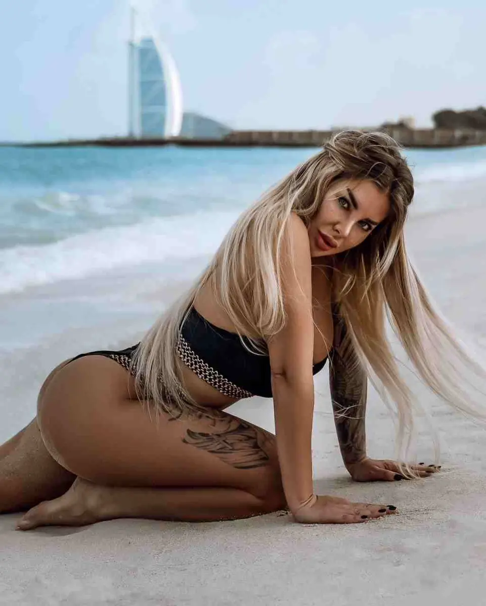 Mila escort in Paris
