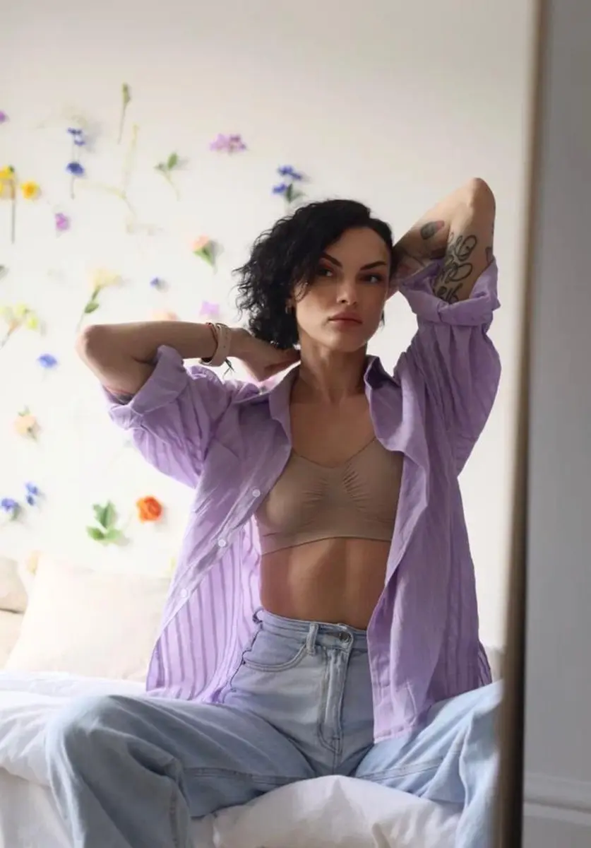 Risha escort in Paris