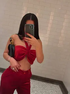 Selima escort in Paris