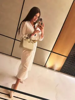 Vlada escort in Paris