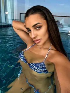 Yasya escort in Paris